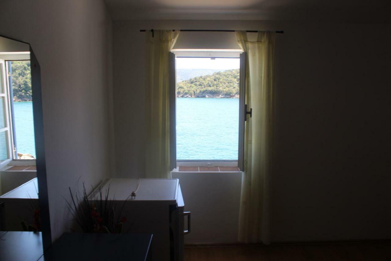 Sobe Mamalu Bed & Breakfast วาลุน ภายนอก รูปภาพ